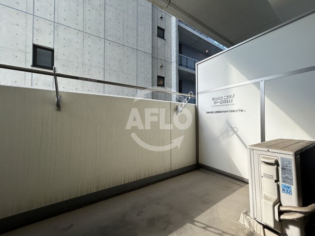 ファーストステージ江坂パークサイドのバルコニー|バルコニー
