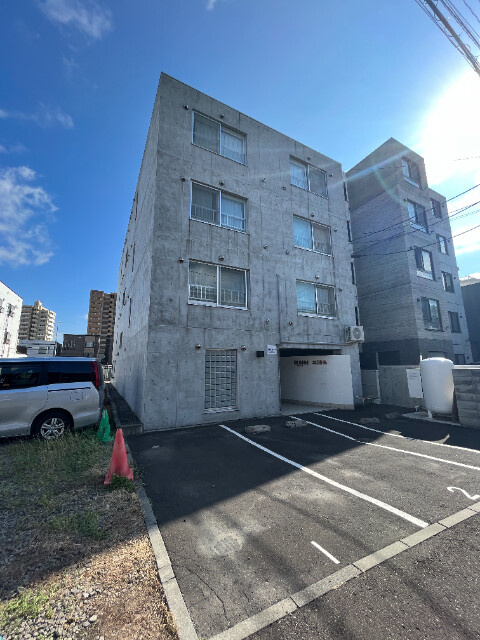 グロワール北１８条
