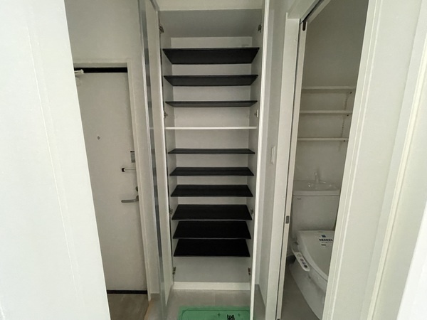 MA MAISONの玄関
