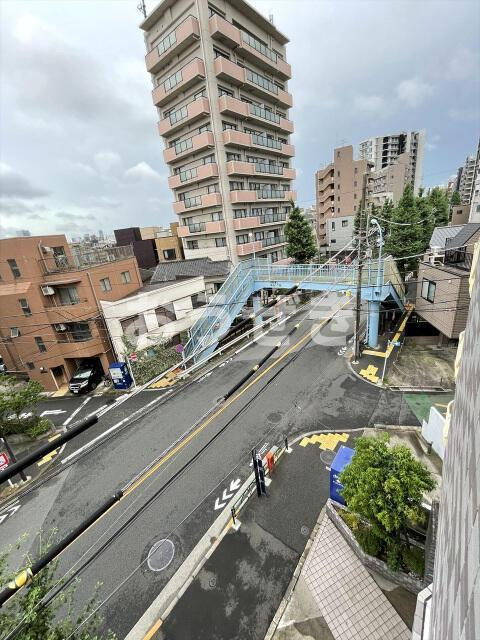 スカイコート中野南台第２の駐車場