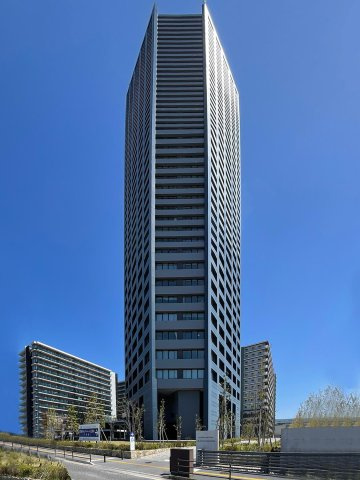 センターマークスタワーの外観