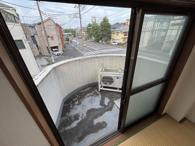 コンホール瀬谷のバルコニー