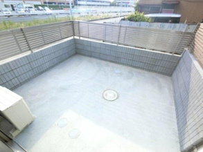 【バルコニー】