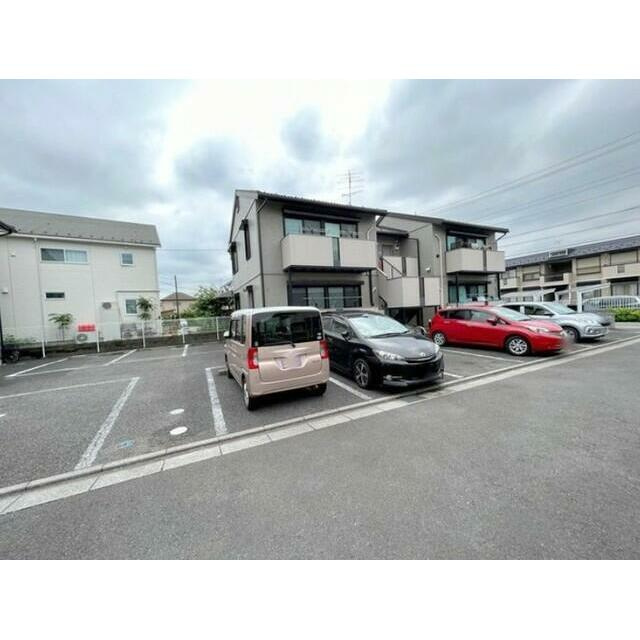 エスポワールⅠの駐車場