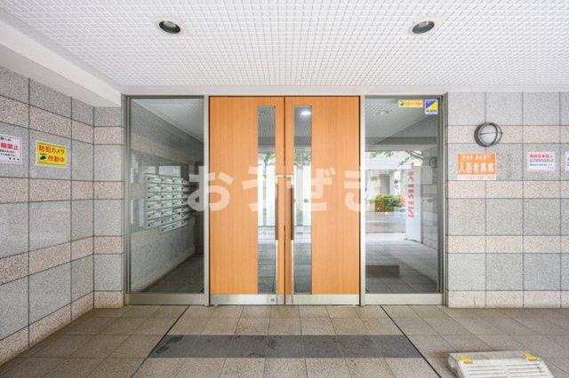 グランフォース横浜伊勢佐木町のエントランス