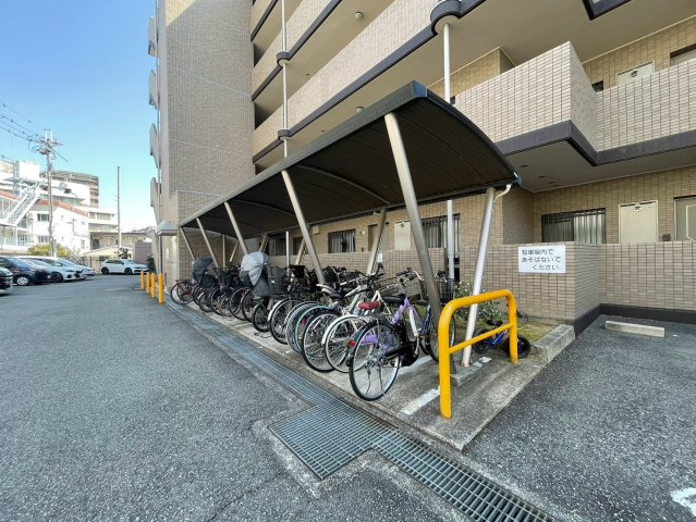 ル・アン緑地の駐車場