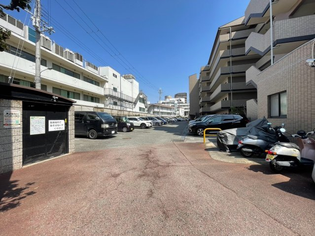 ル・アン緑地の駐車場