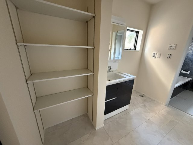 今宿東３丁目　新築戸建の脱衣所