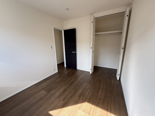 今宿東３丁目　新築戸建の洋室|洋室5.2A