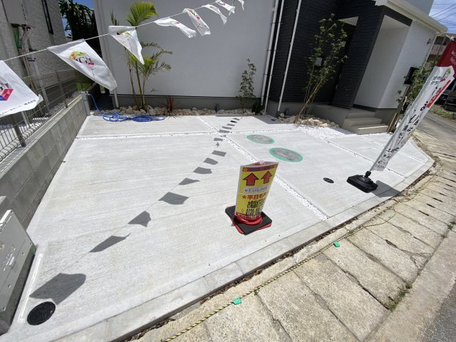 沖縄市美里2丁目514番（全4棟）の駐車場|※同仕様写真です