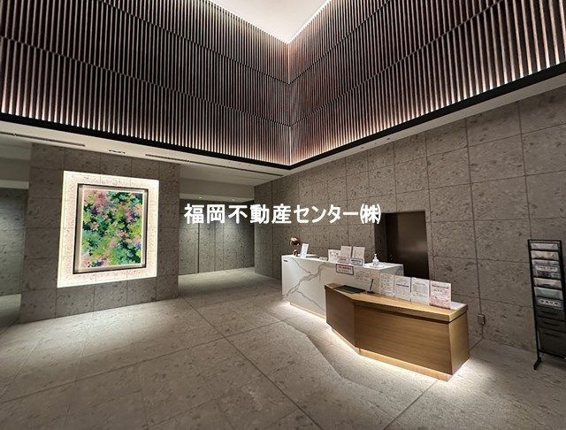 照葉ザ・タワーのロビー