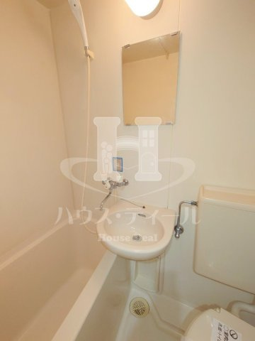【トイレ】 | リリーハウス | トイレです
