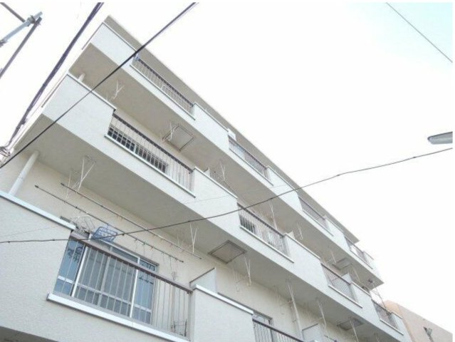 ハイツ高康の外観