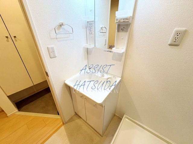 コスモ　おちあいの洗面所|　※他号室の参考写真です。