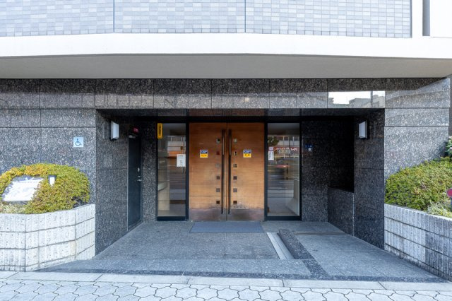 ベルデフラッツ谷町　中央小学校区のエントランス|ベルデフラッツ谷町　エントランス