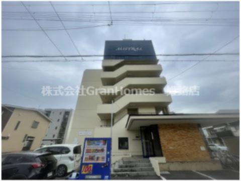 姫路市吉田町の賃貸マンションの外観