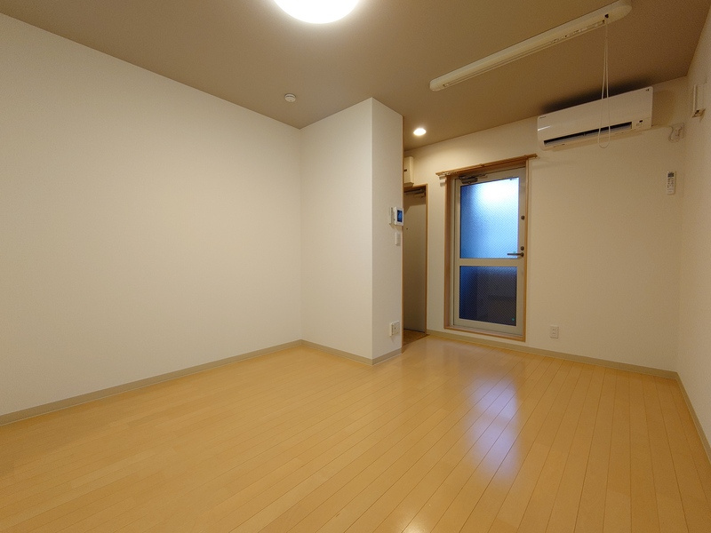 豊島区池袋本町４丁目のアパートの洋室