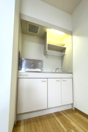 豊島区池袋本町４丁目のアパートのキッチン