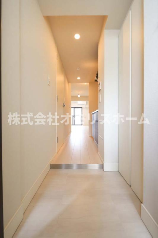 PREMIUMCUBE大森TROISの玄関