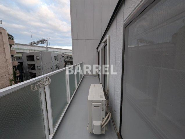 サーティーンマンションのバルコニー
