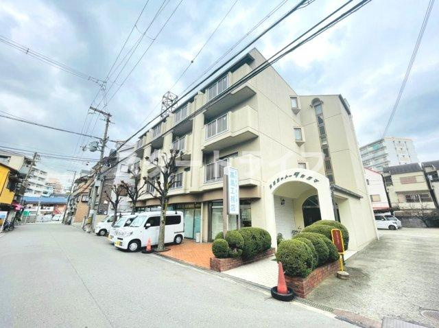 大阪市淀川区東三国２丁目の賃貸マンションの外観