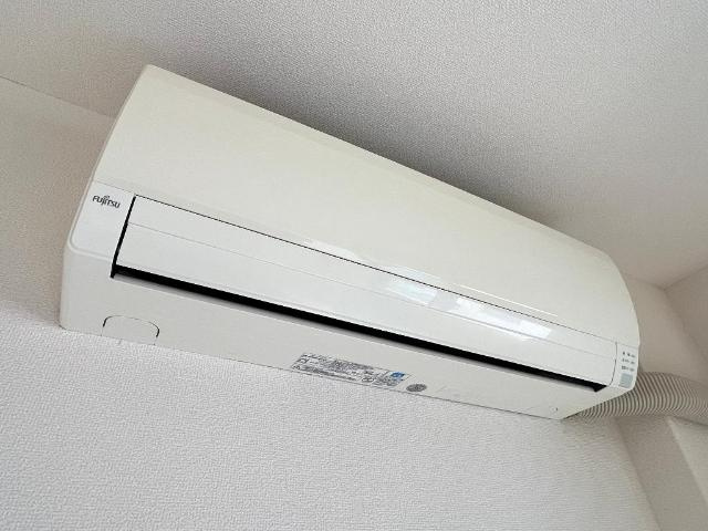 マインヒルズ弐番館の設備|エアコン