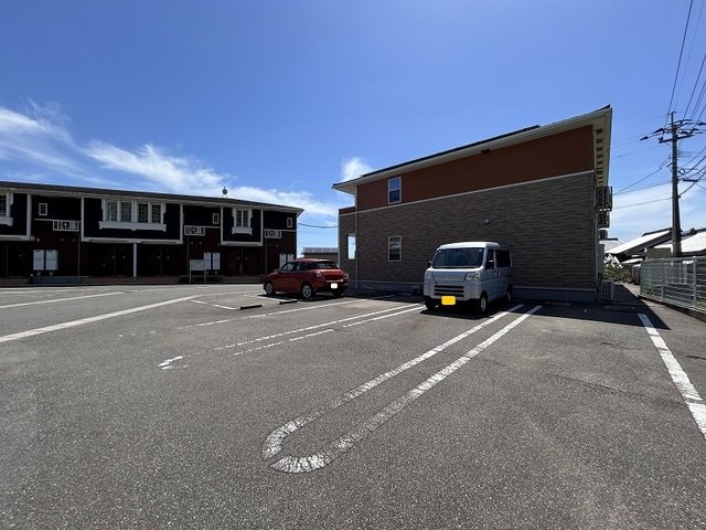 ピーノの駐車場|駐車場があります