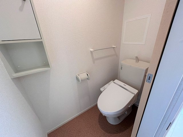 サウス　フォアフロント　Ⅰのトイレ|落ち着いたトイレです