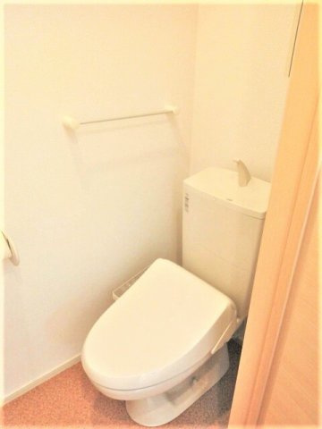 ＪｏｕＨｏｐｅⅤ　Ｂのトイレ|清潔感のあるトイレです
