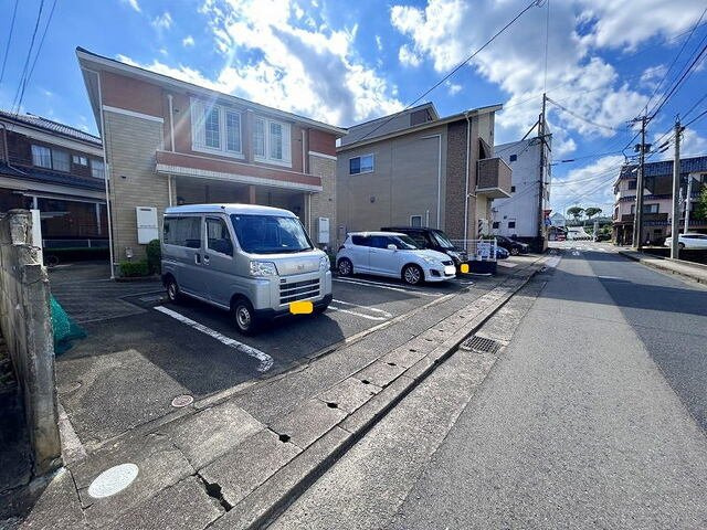 あかしあの駐車場|駐車場に車を止められます