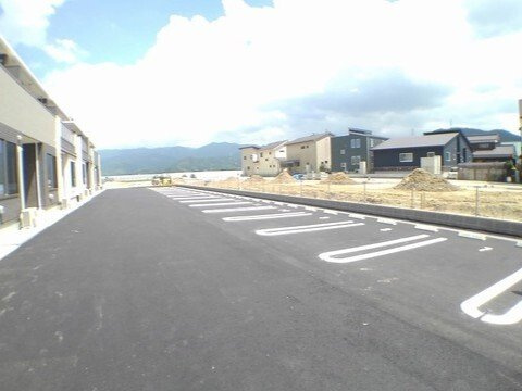 ピンズ唐津Ⅲの駐車場|駐車場完備です