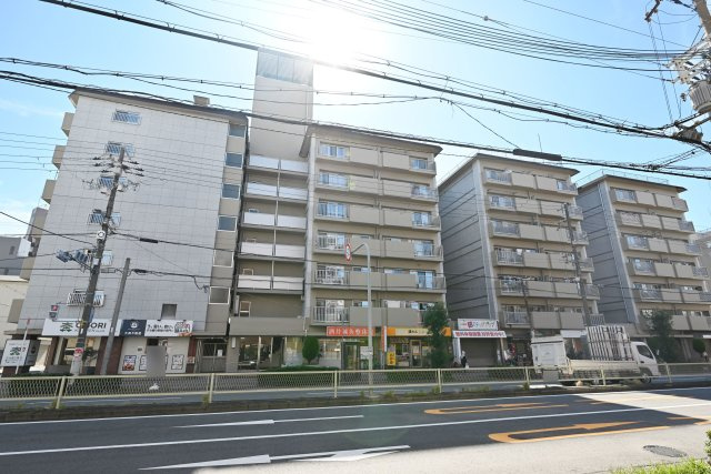 シャンティー塚本の外観|2027年リフォーム完了予定です。詳しくはお気軽にお問い合わせください。