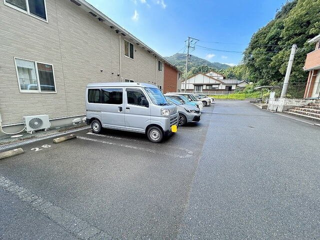 ヒルズ　アンジュＢの駐車場|駐車場です