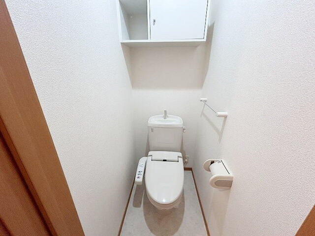 ライフコート東唐津Ａのトイレ|シンプルで使いやすいトイレです