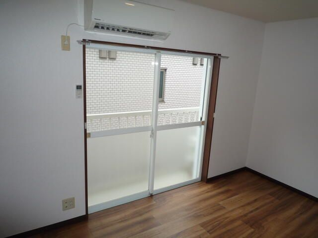 エンゼルⅡ番館の寝室