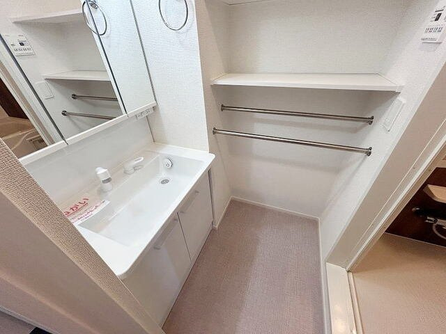 ホーリープレイス唐津　Ⅰの洗面所|使いやすい洗面所です