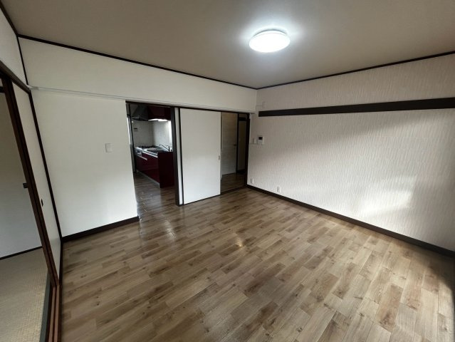 アーバンコート山根の居間・リビング