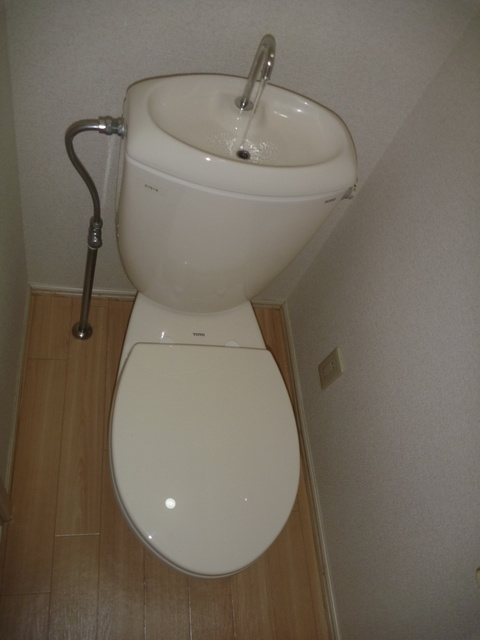 メゾネットプラザ南柏３号棟のトイレ|トイレです