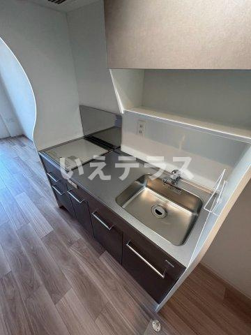 セレニテ西元町アリエのキッチン
