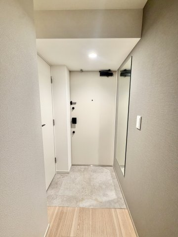 【玄関】