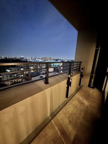【バルコニー】