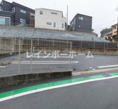 ビューテラスの駐車場