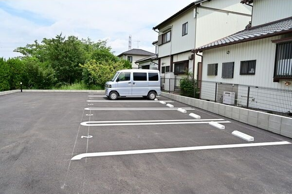 ダイヤモンドヒルズ半田上池　　　刈谷市近郊の賃貸はクラスホーム刈谷店の駐車場
