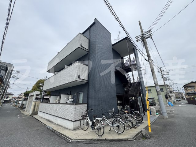 PureFirstNAGASEの駐車場