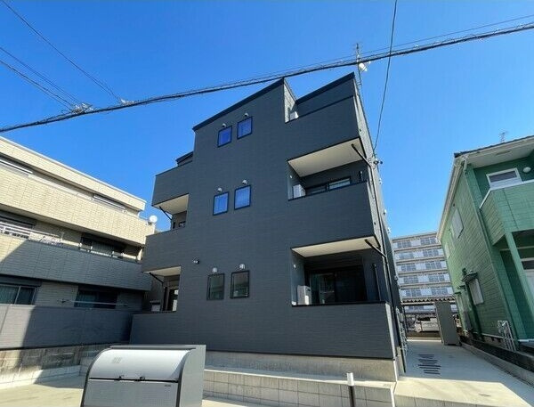 CRASTINE上飯田東町4丁目の外観