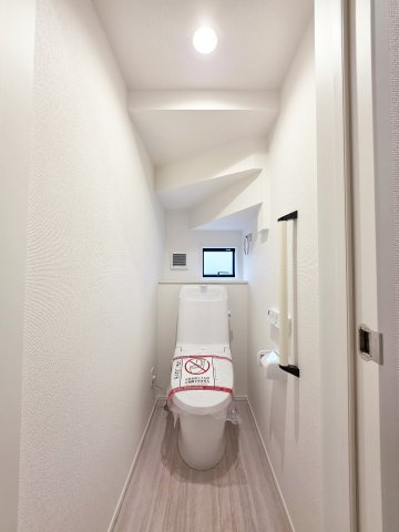 己斐上二丁目のトイレ|1階トイレ。勿論ウォシュレット付です。