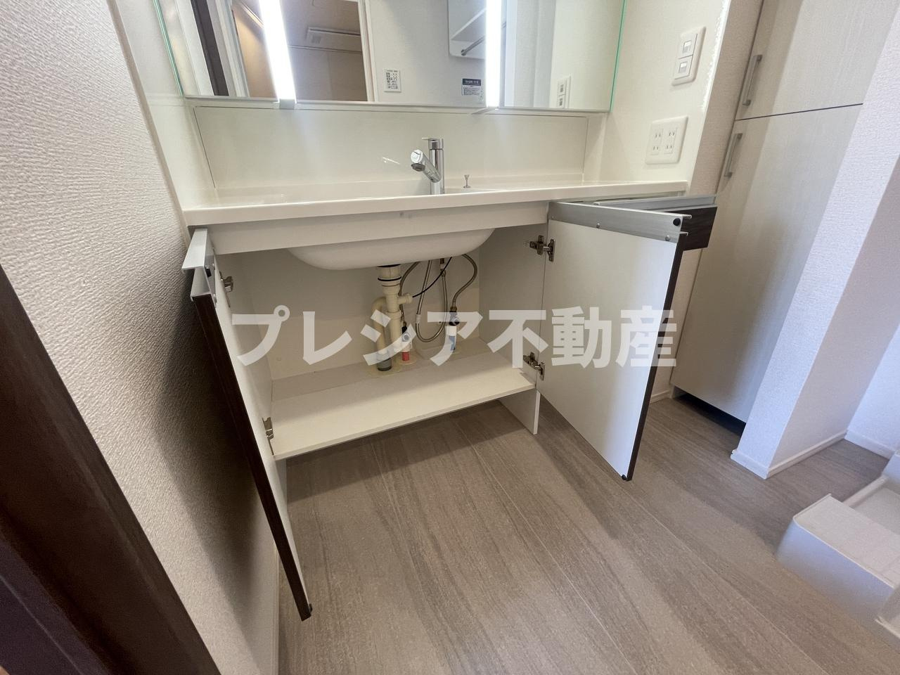 D-ROOM甲子園口の洗面所