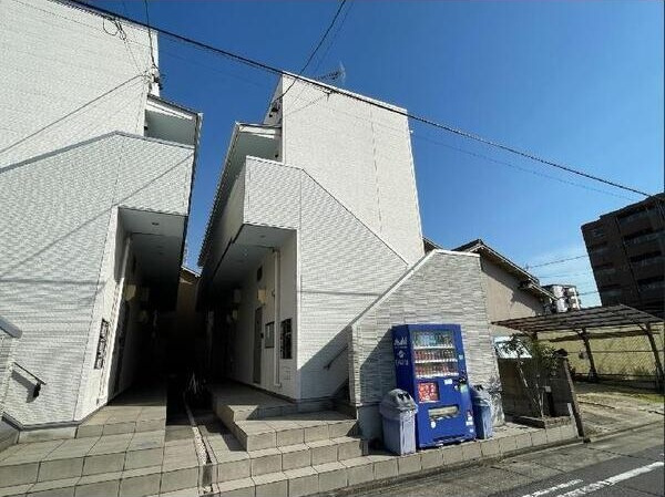 CRASTINE芝町(クラスティーネシバマチ)の外観