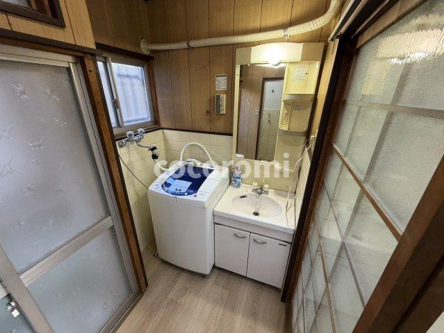 守口市佐太中町テラスの洗面所