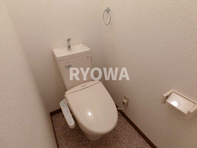 【トイレ】 | 綾瀬3丁目賃貸住宅 | 掲載の写真は退去前の写真となります。